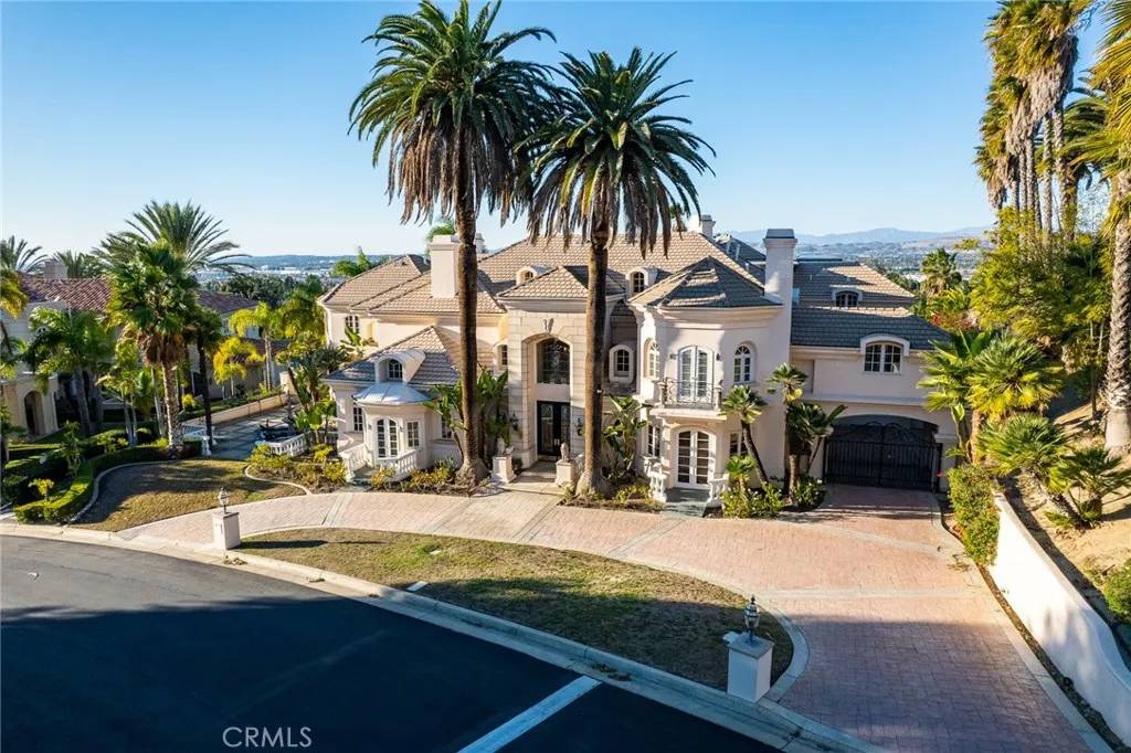 5081 E Copa De Oro Drive, Anaheim Hills, CA 92807