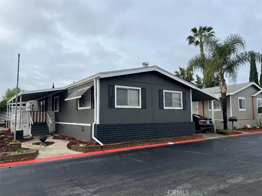 Ontario, CA 91761,1456 E Philadelphia #421