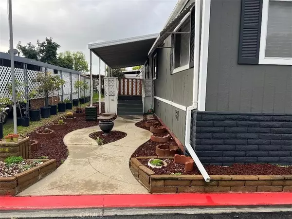 Ontario, CA 91761,1456 E Philadelphia #421