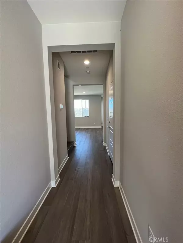 Ontario, CA 91761,3980 E Crisanta Privado