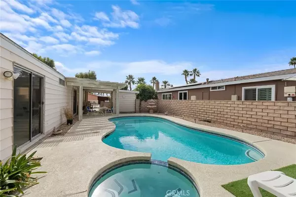 74084 Angels Camp, Palm Desert, CA 92260