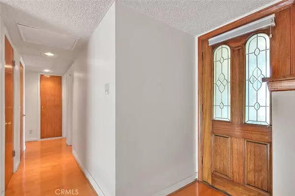Montebello, CA 90640,620 N 5th