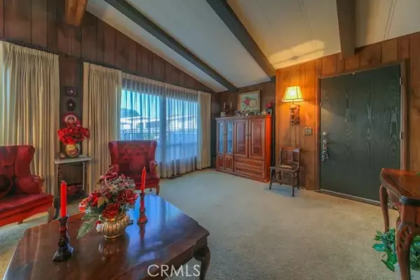 Anaheim, CA 92801,1919 W Coronet #259