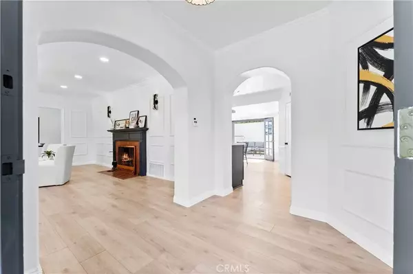 Studio City, CA 91604,11708 Sunshine