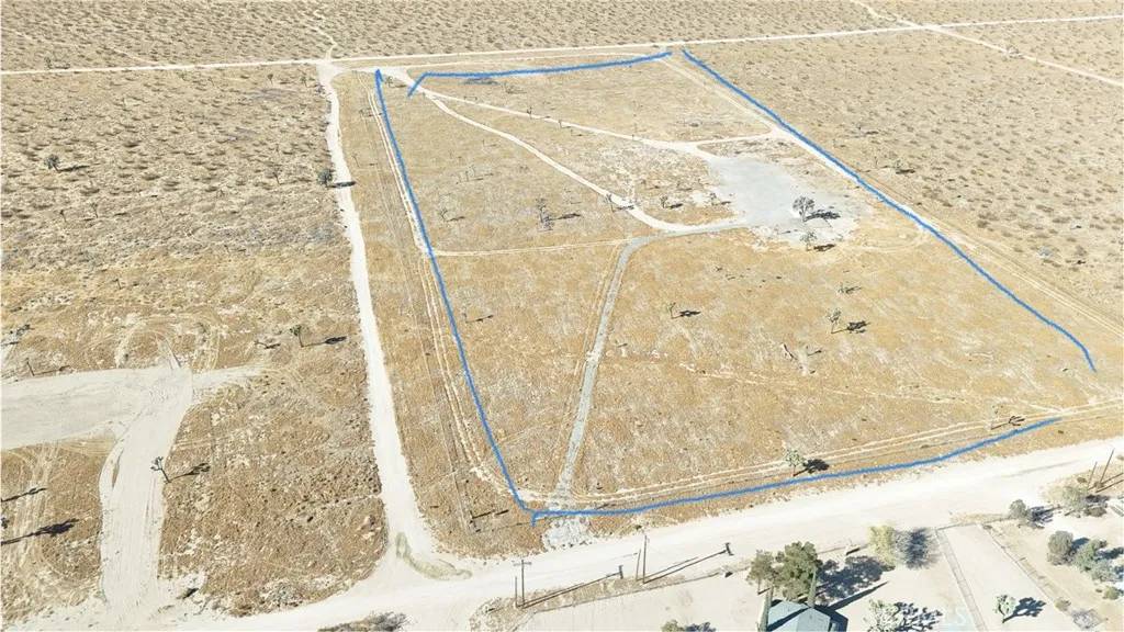 Phelan, CA 92371,14326 Manada