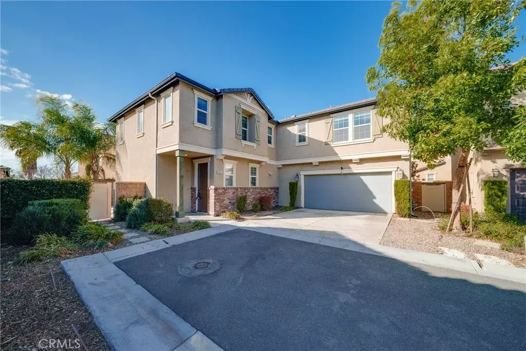 Eastvale, CA 92880,5853 Silveira Street