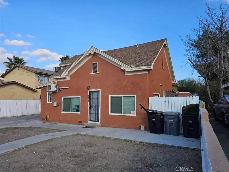 165 S Santa Fe Avenue, San Jacinto, CA 92583