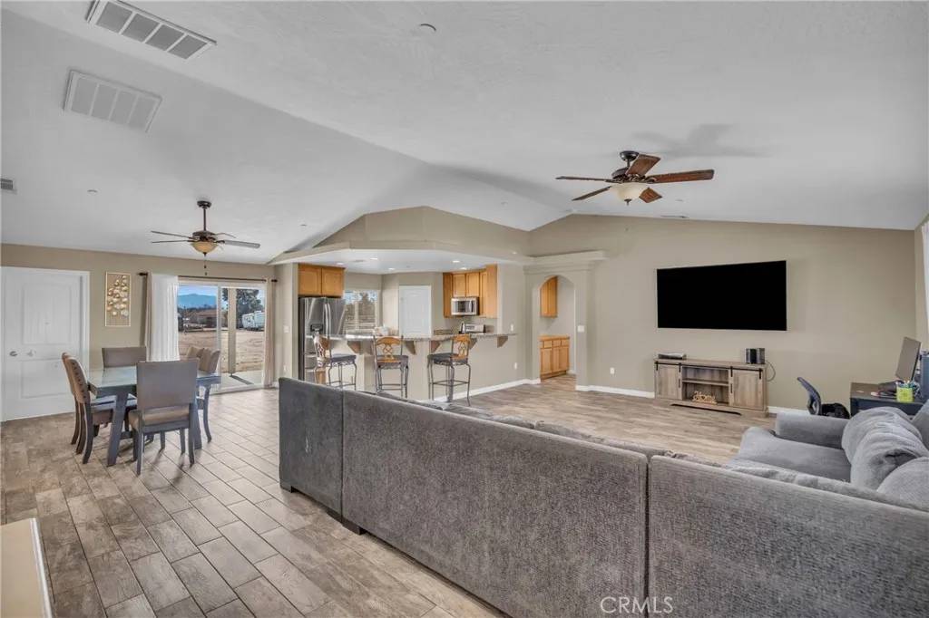 Hesperia, CA 92345,18177 Cherry St