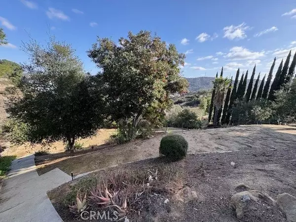Diamond Bar, CA 91765,2658 Braided Mane Drive