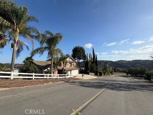 Diamond Bar, CA 91765,2658 Braided Mane Drive