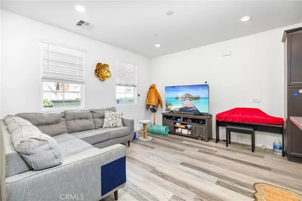 Eastvale, CA 92880,7099 Vernazza Place