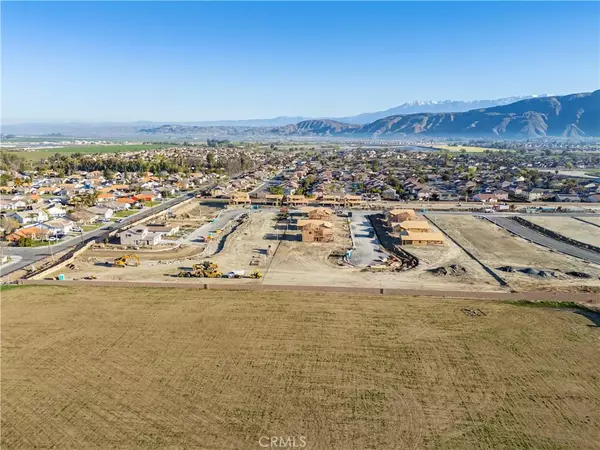 San Jacinto, CA 92582,1817 W 7th