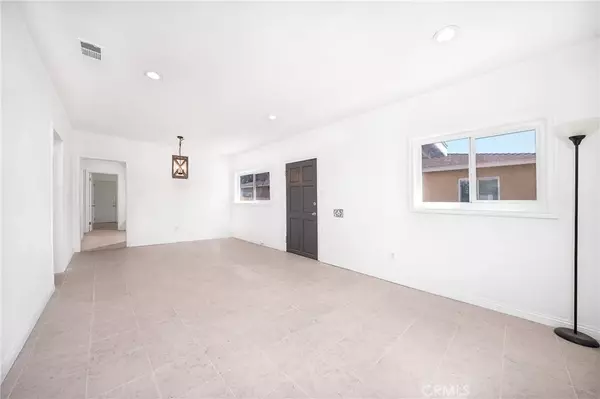 Long Beach, CA 90805,6160 California Avenue