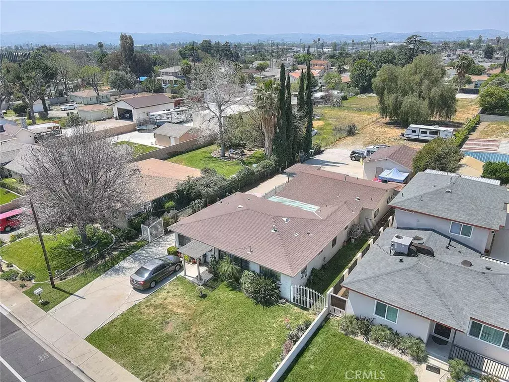 Chino, CA 91710,12524 Ross Avenue