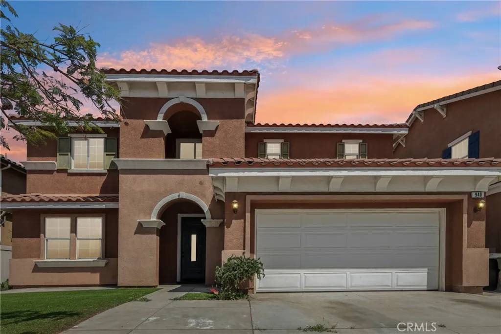 Perris, CA 92571,940 Parula Street