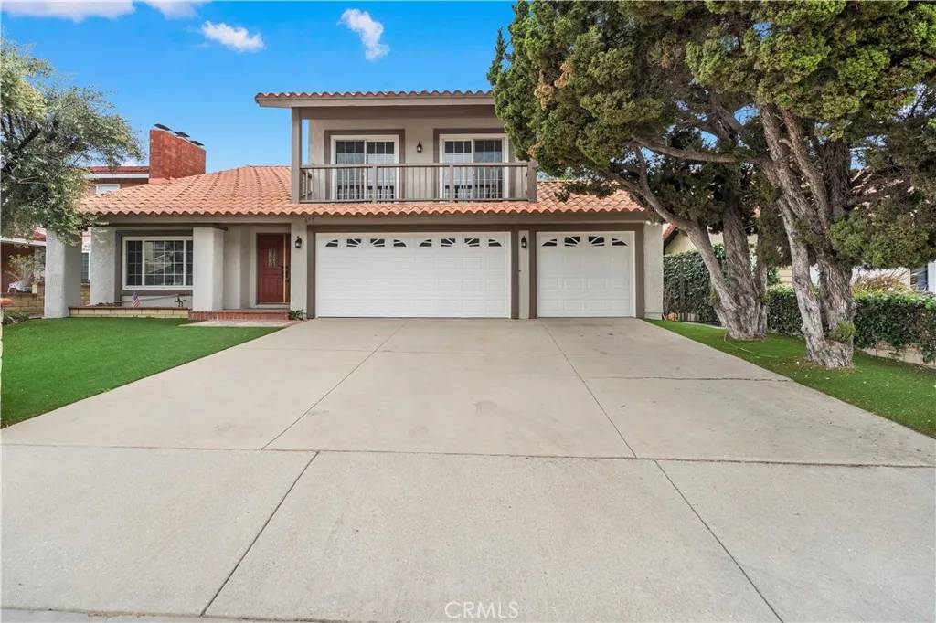 697 Farben Drive, Diamond Bar, CA 91765