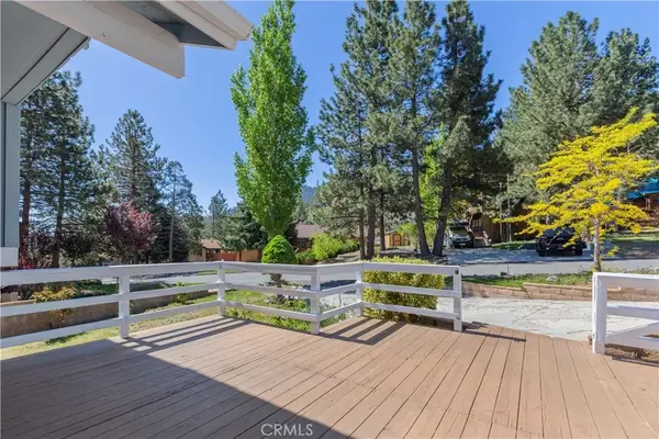 Wrightwood, CA 92397,784 Apple Avenue
