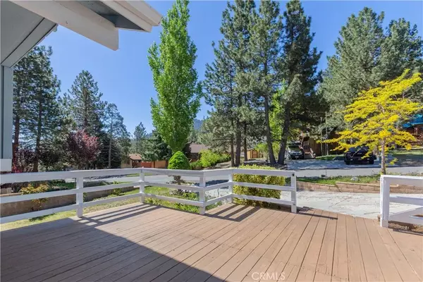 Wrightwood, CA 92397,784 Apple Avenue