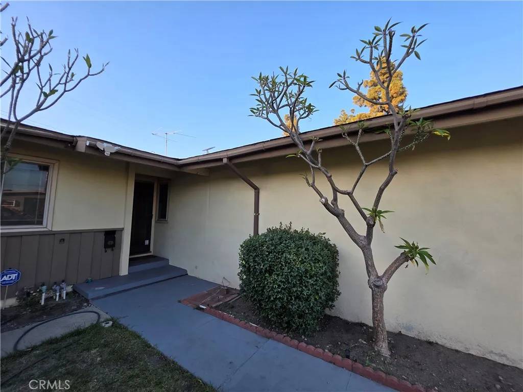 El Monte, CA 91733,10141 Brockway Street