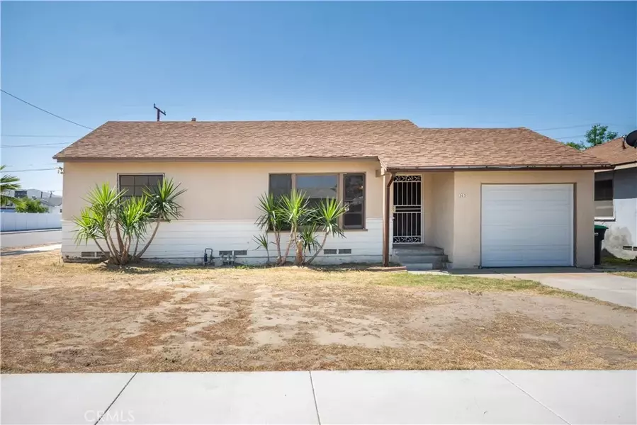 303 Elmwood Avenue, Hemet, CA 92543