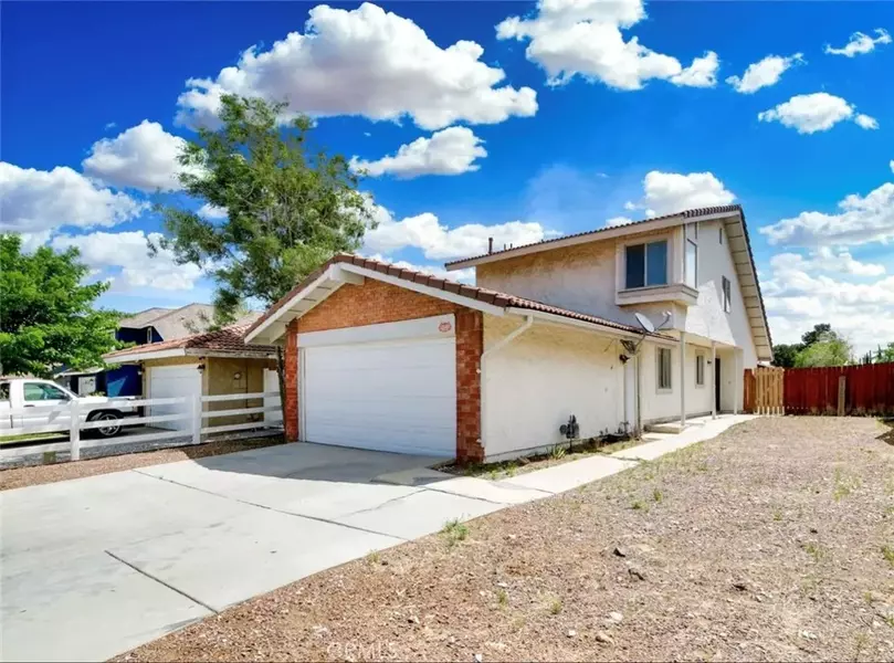 12183 Pluto Drive, Victorville, CA 92392