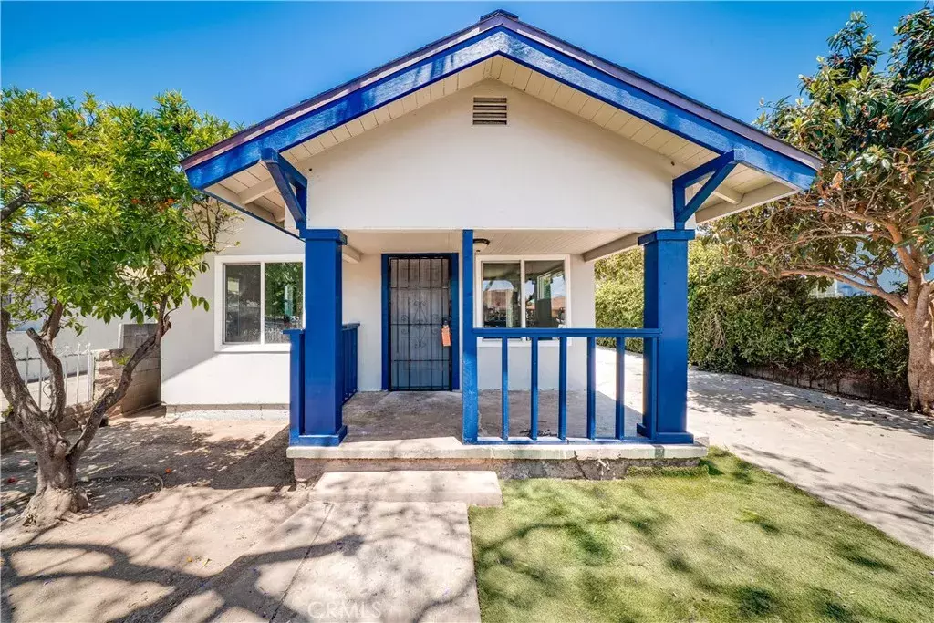 Santa Ana, CA 92703,1009 W Myrtle Street