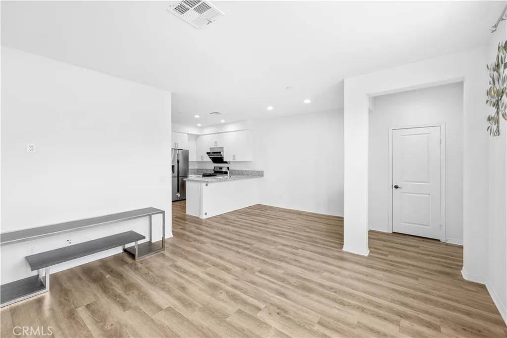 Temple City, CA 91780,5657 Mcculloch Avenue #102