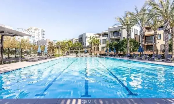 Irvine, CA 92612,2536 Nolita