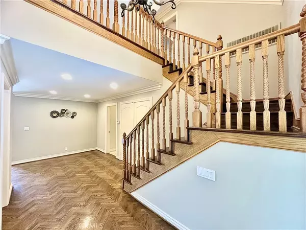 La Canada Flintridge, CA 91011,5703 Evening Canyon Drive