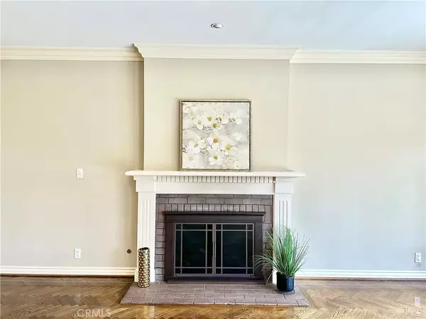 5703 Evening Canyon Drive, La Canada Flintridge, CA 91011