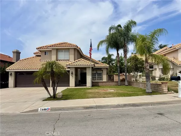 Highland, CA 92346,7440 Apple Blossom Court