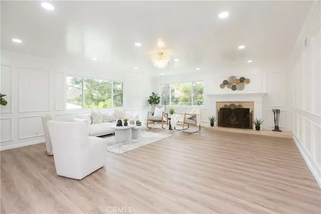 Sherman Oaks, CA 91403,14879 Jadestone Drive