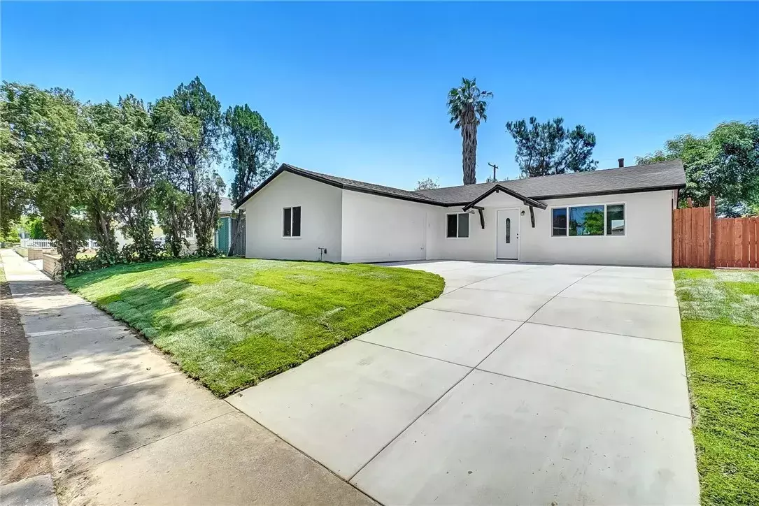 San Dimas, CA 91773,1152 W Tudor Street