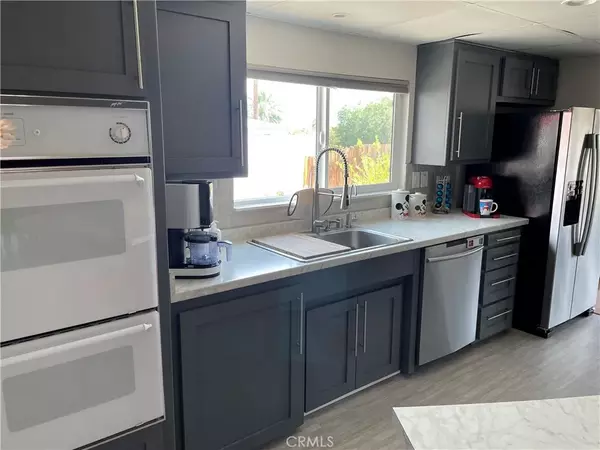 Palm Desert, CA 92260,23 Rustic Rock