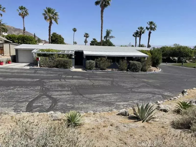 Palm Desert, CA 92260,23 Rustic Rock