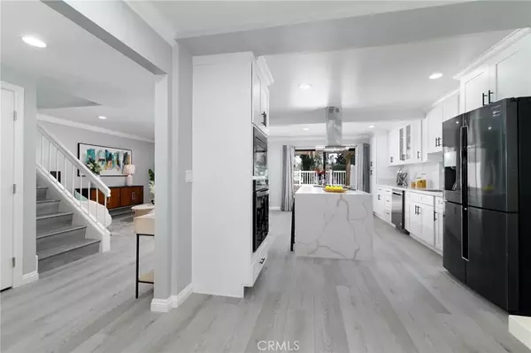 Diamond Bar, CA 91765,23064 Paseo De Terrado #2