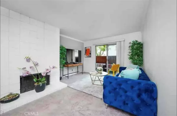 Diamond Bar, CA 91765,23617 Golden Springs Drive #K18