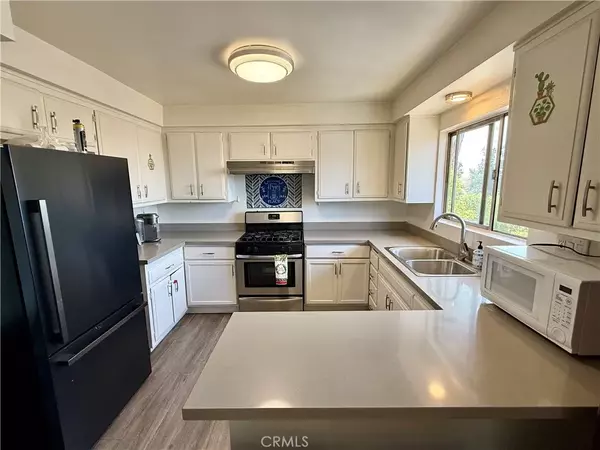 12287 Osborne Street #12, Pacoima, CA 91331