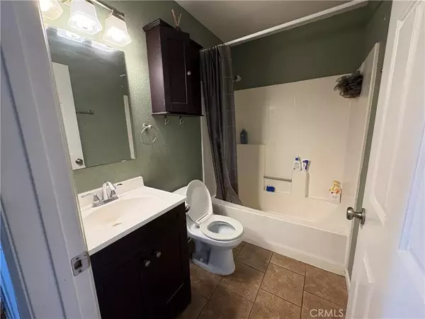 Diamond Bar, CA 91765,800 Grand Avenue #A18