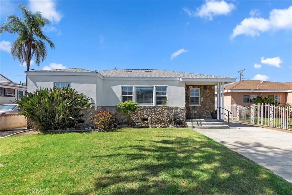 Montebello, CA 90640,809 San Marino Avenue