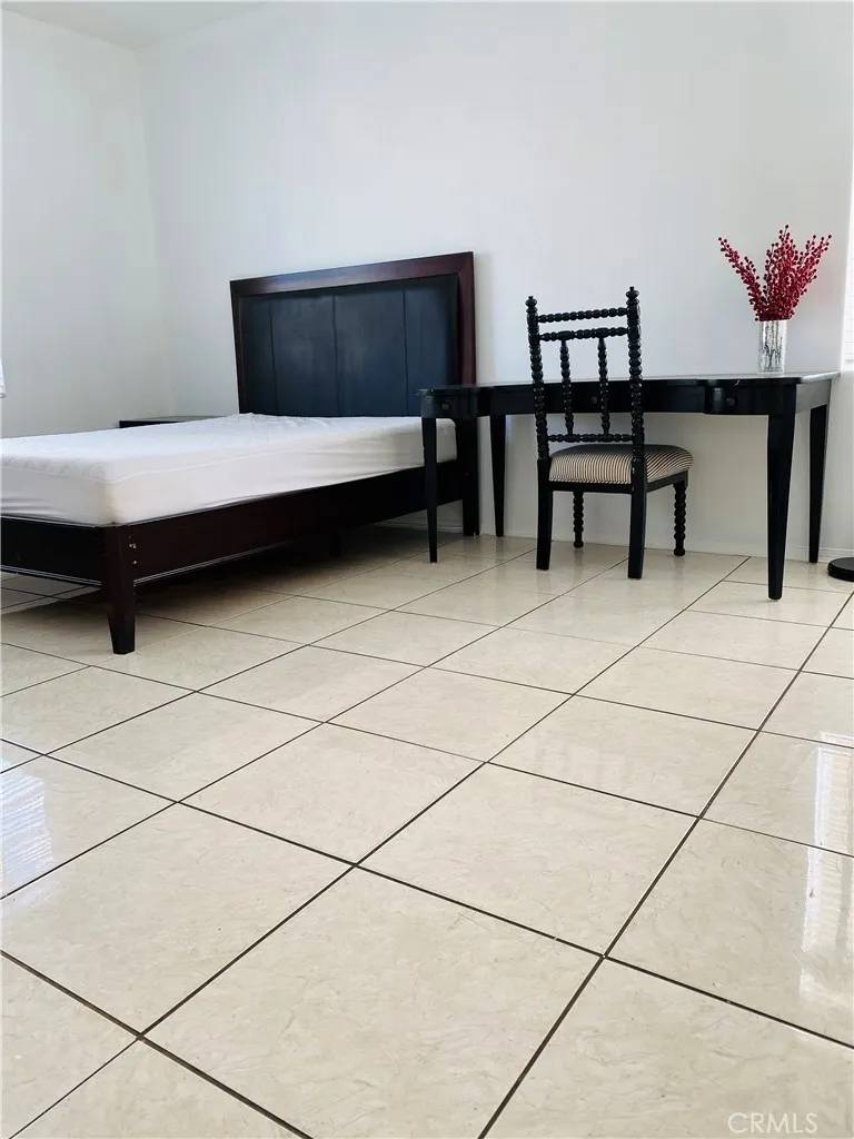 Moreno Valley, CA 92553,22421 Hawthorn Avenue