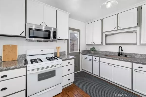 Covina, CA 91722,1157 N Fairvalley Avenue