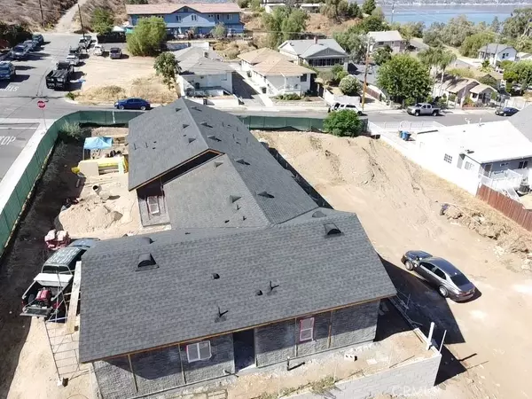 Lake Elsinore, CA 92530,237 E Prospect Street