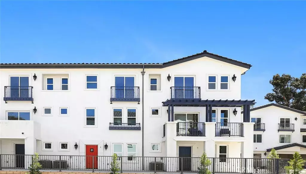 1 Sahalee Way, Phillips Ranch, CA 91766