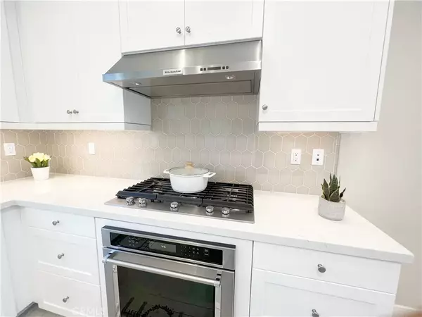 Irvine, CA 92618,115 Montero