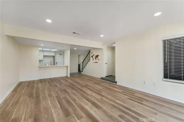 Ontario, CA 91762,2321 S Magnolia Avenue #6E
