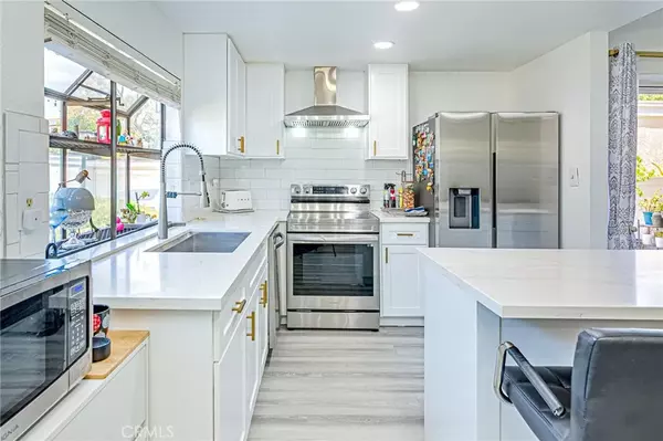 Diamond Bar, CA 91765,23763 Highland Valley Road