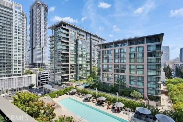 Los Angeles, CA 90015,1155 S Grand Avenue #1017