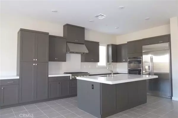 Lake Forest, CA 92630,652 Athos