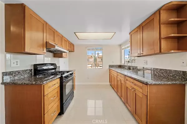 Alhambra, CA 91801,1524 Acacia #5